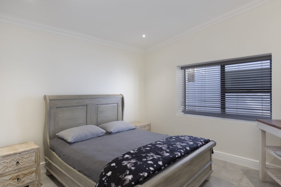 5 Bedroom Property for Sale in Strand Central Western Cape
